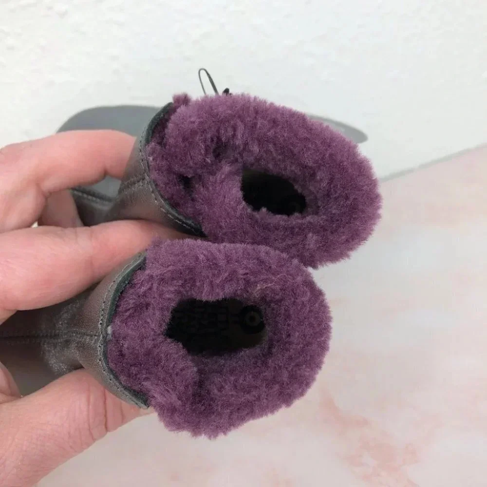 NWT Old‎ Soles crib shoes polar boot silver w/ purple fleece size 2 infant